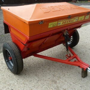 Towable Grinding Shaft Spreader 550 L