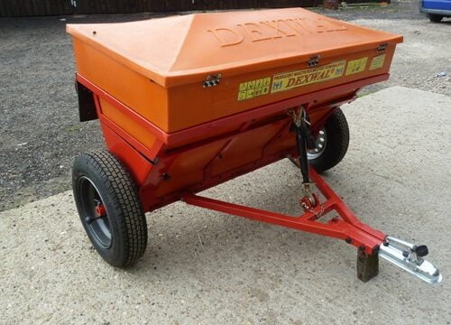 Towable Grinding Shaft Spreader 550 L